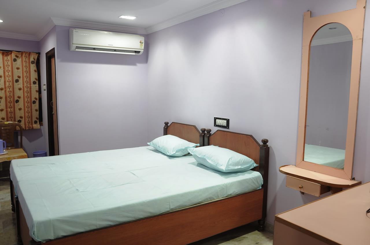 Vani Lodge Visakhapatnam Dış mekan fotoğraf