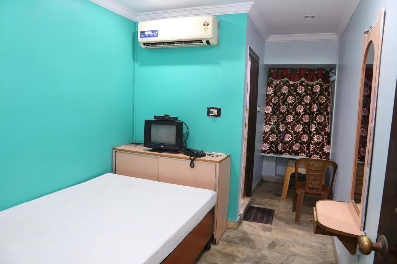 Vani Lodge Visakhapatnam Dış mekan fotoğraf