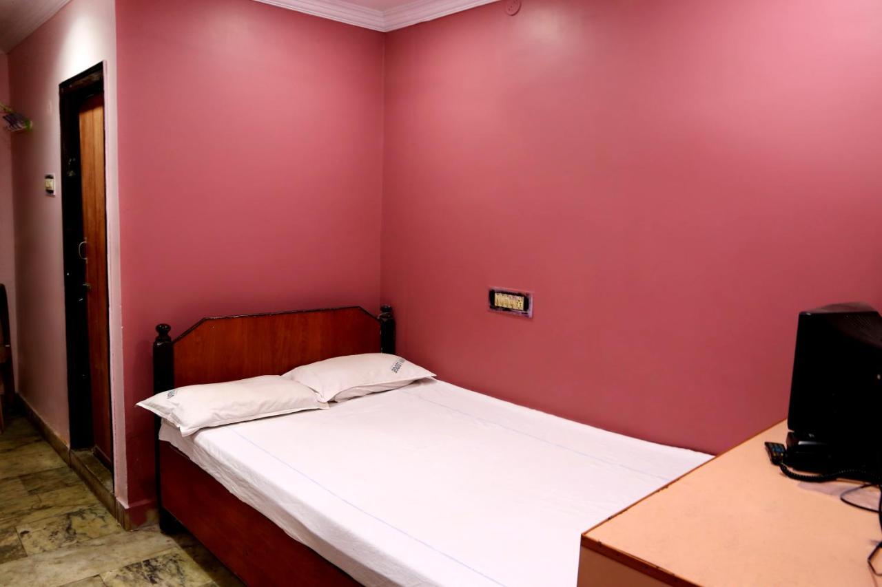 Vani Lodge Visakhapatnam Dış mekan fotoğraf